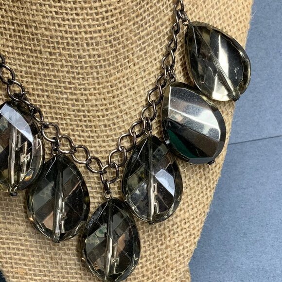 Express Chunky Statement Necklace 16 In Gunmetal Silver Faceted Teardrop Dangles - Picture 4 of 8